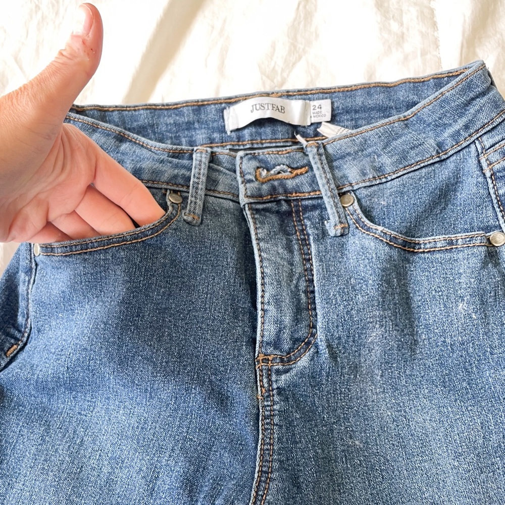 Jeans - Picture 5 of 8